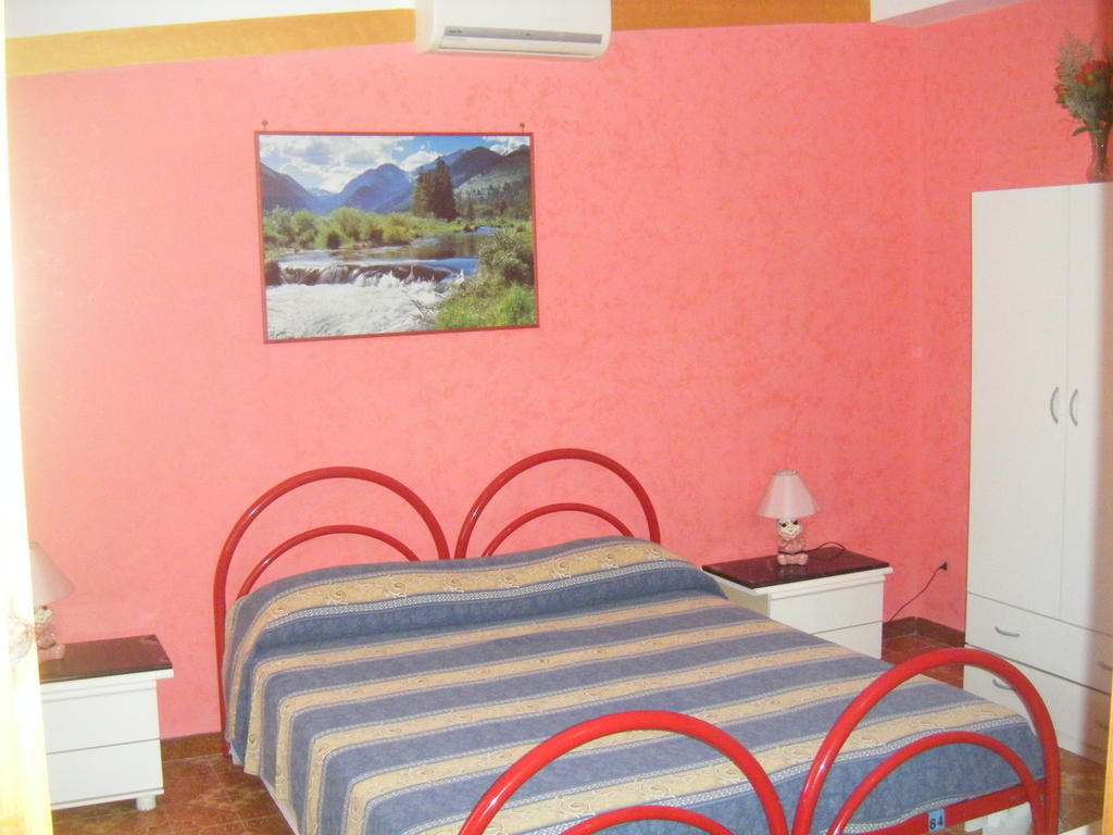 Villa Robinia Massafra Room photo